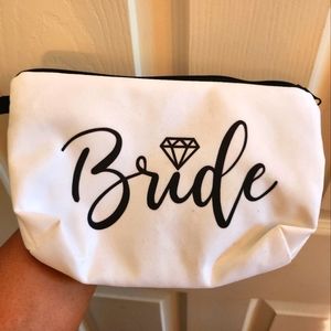 🫶🏽BRIDE makeup bag